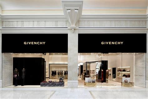 givenchy milano indirizzo|Givenchy Milan Store .